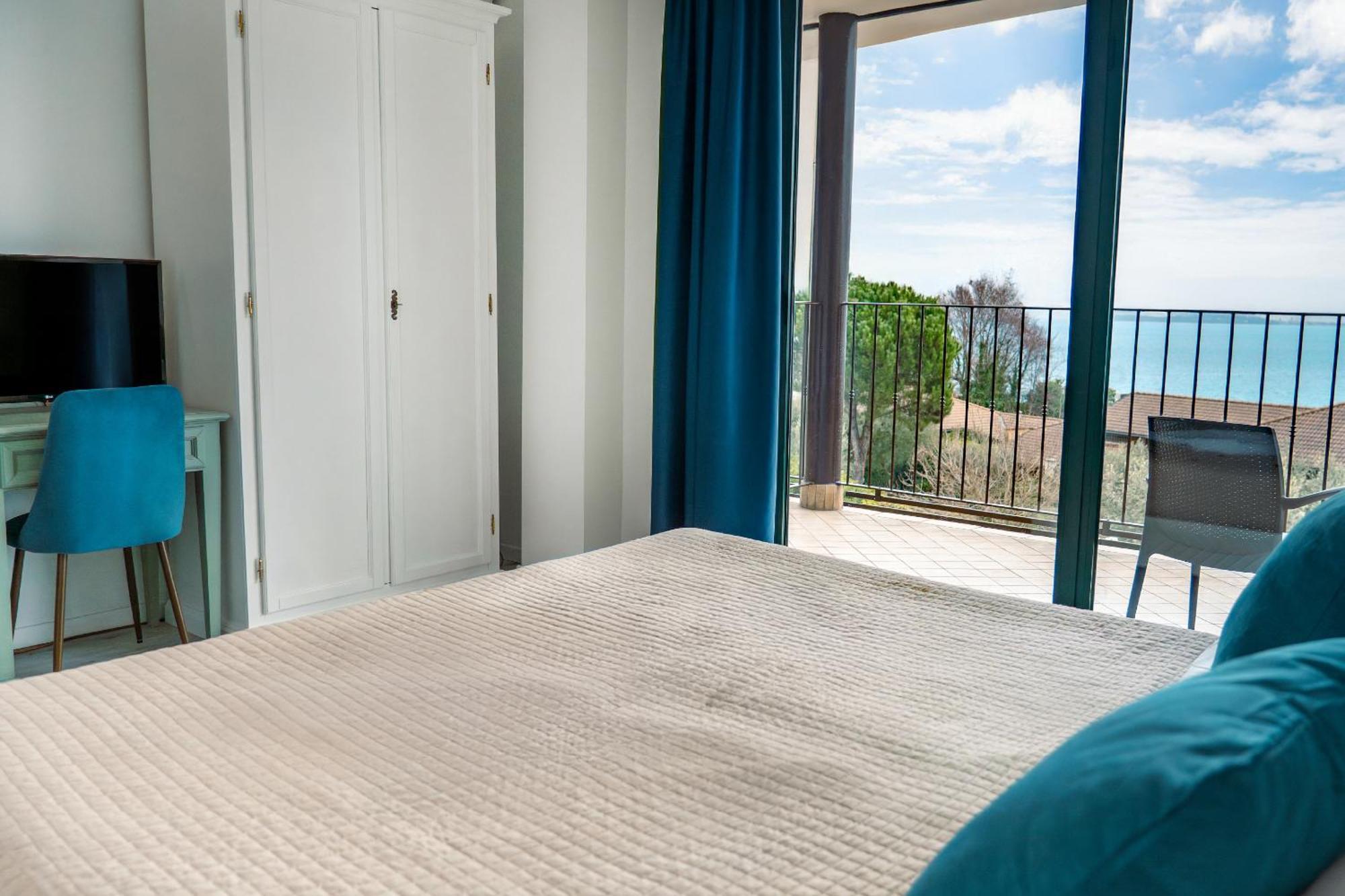 Ahg Riva Del Sole Hotel - Adults Only Moniga del Garda المظهر الخارجي الصورة