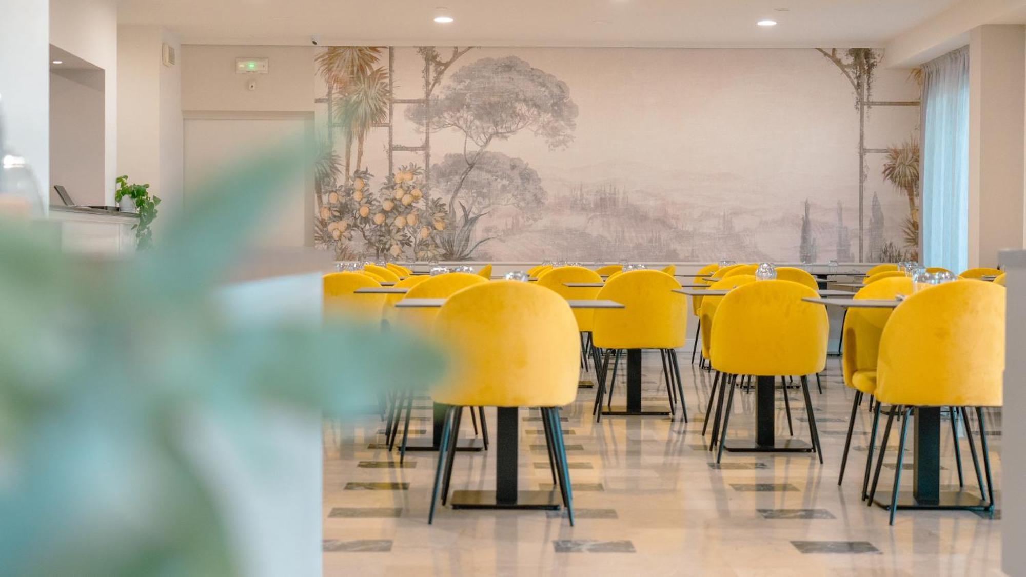 Ahg Riva Del Sole Hotel - Adults Only Moniga del Garda المظهر الخارجي الصورة