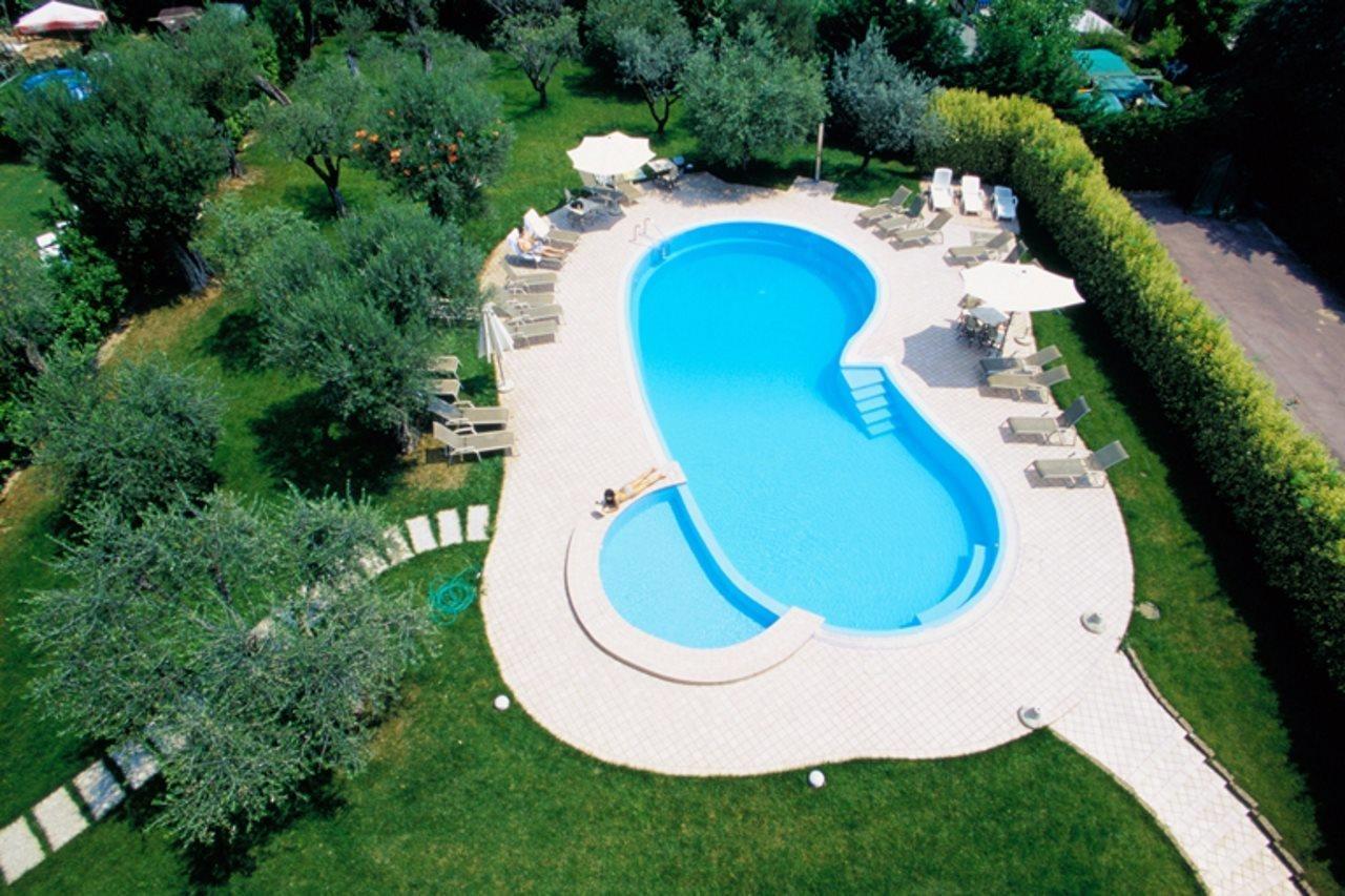 Ahg Riva Del Sole Hotel - Adults Only Moniga del Garda المظهر الخارجي الصورة